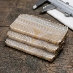 Step 2: Slabbing & Cutting — Everest amulet craftsmanship process