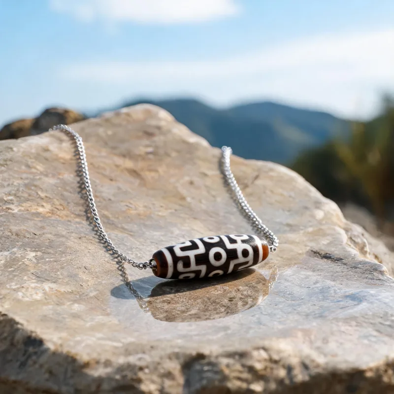 Rare Pattern Dzi Sacred Symbol Talisman Pendant Lucky Totem Spiritual Necklace