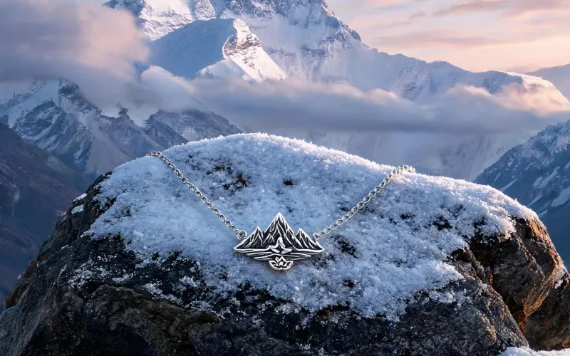 Himalayan Handcrafted Mindfulness Necklace Courage Talisman for Yoga Rituals