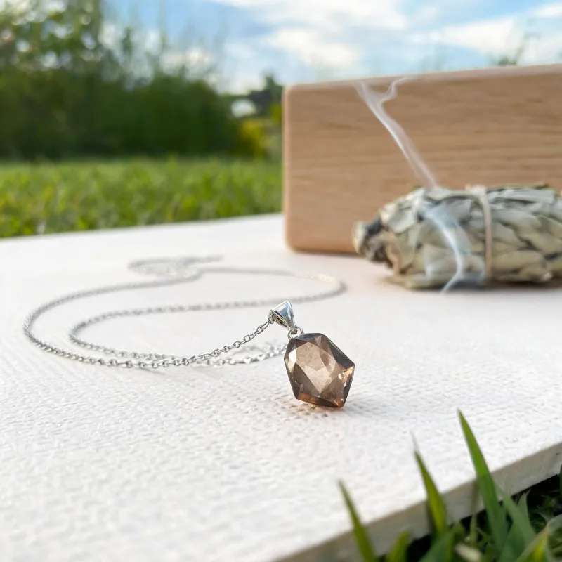 Handmade Meditation Luck Pendant Yoga Mindfulness Ritual Energy Cleansing Jewelry