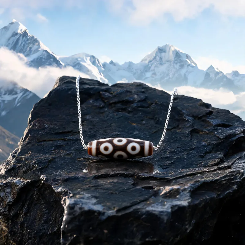 Traditional Dzi Totem Jewelry Sacred Symbol Good Luck Talisman Necklaces for Gifts