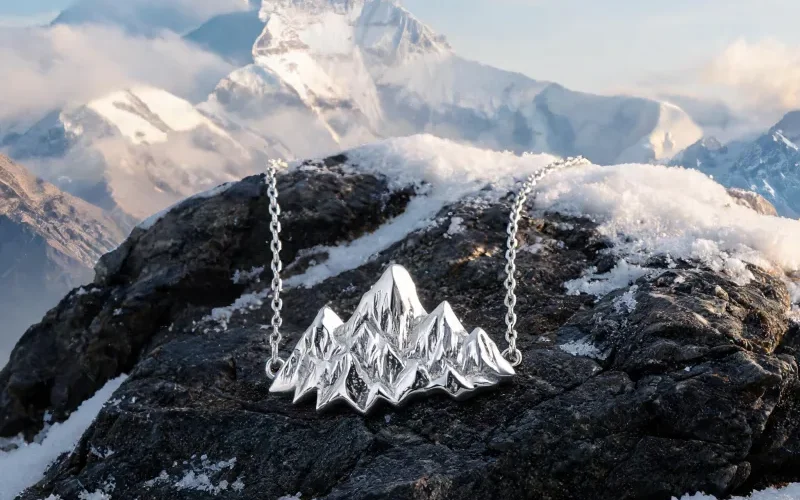Authentic Himalayan Everest Spirit Pendant Good Luck Courage Mountain Talisman