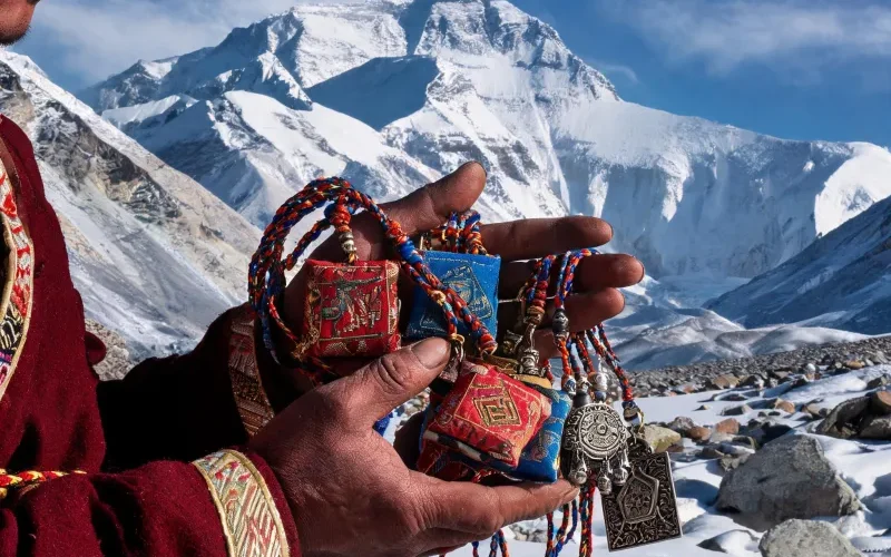Unique Chomolungma Heritage Craft Talismans Made by Local Tibetan Artisans