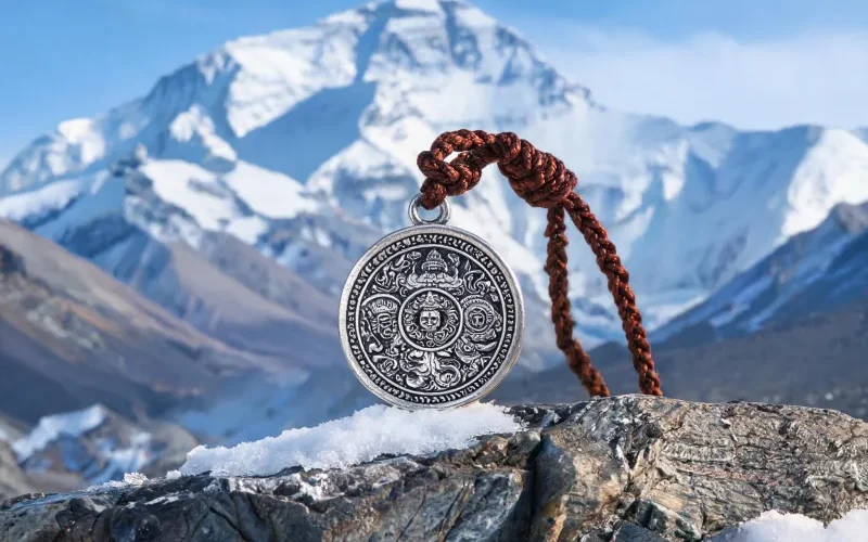 Cultural Exhibition Collection Chomolungma Craft Talisman Positive Energy Luck Jewelry