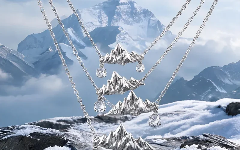 Lightweight Travel Talisman Everest Summit Spirit Good Luck Crystal Pendant Accessory